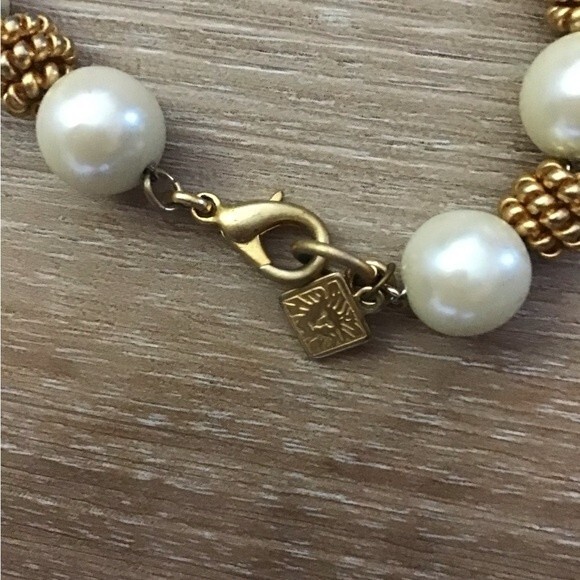 Vintage Ann Klein Glass Pearl Gold Tone Necklace. Signed - Picture 2 of 4